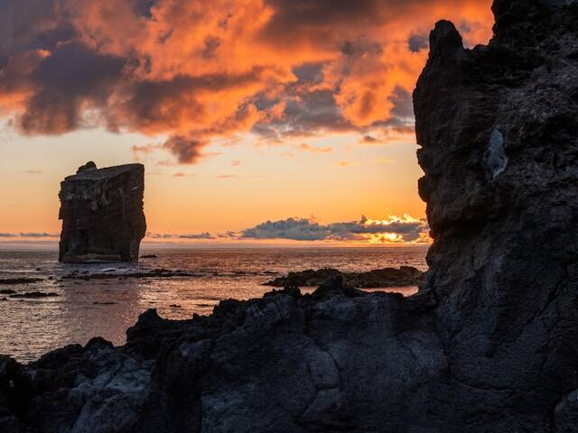 Zonsondergang boven São Miguel