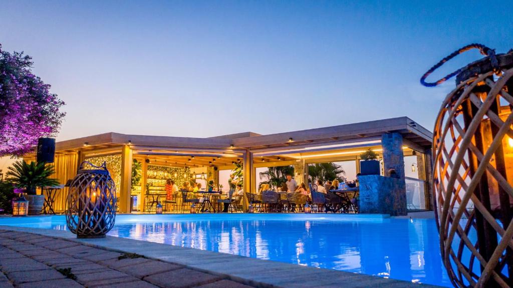 Creta Blue Boutique Hotel &ndash; zwembad en uitzicht