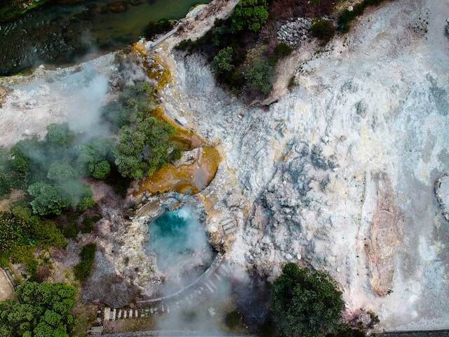 Furnas