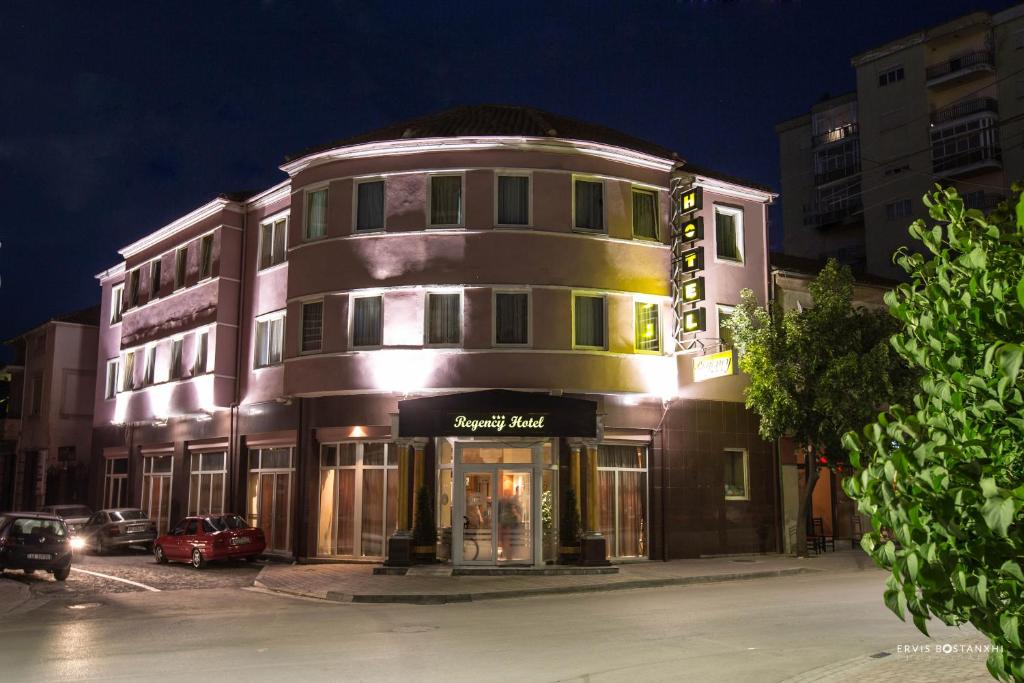 Hotel Regency – entree