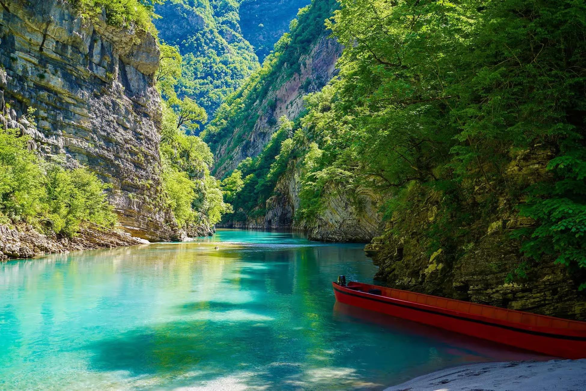 Oever van Lumi i Shales