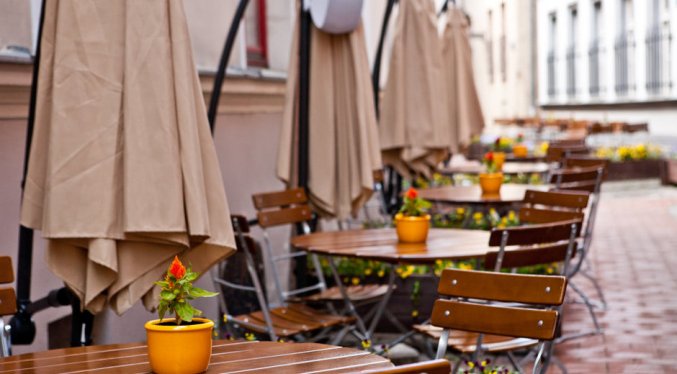 Terras van Hotel Rixwell Konventa Seta in Riga