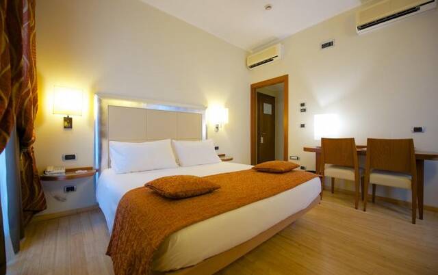 Tweepersoonskamer van hotel Best Western Crystal Palace 