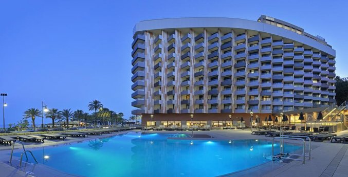 Zwembad van hotel Melia Costa del Sol in Torremolinos