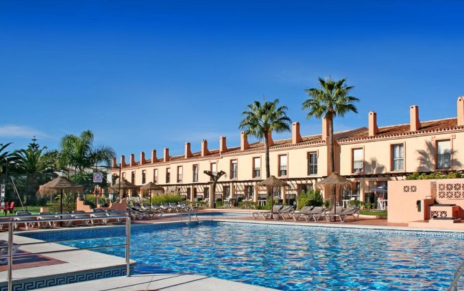 Buitenzwembad van Hotel CLC Marina Park in de Costa Brava