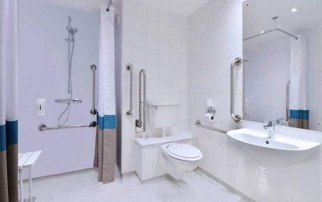 Badkamer van Hotel Edinburgh Central In Edinburgh