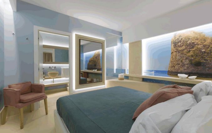 Tweepersoonskamer van Resort Terra d'Acqua in Puglia