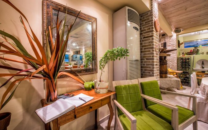 Lounge van hotel Koukounaria in Zakynthos