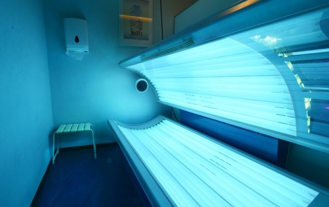 Zonnebank van Fletcher Resort-Hotel Amelander Kaap op Ameland