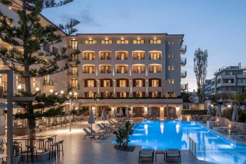 Theartemis Palace