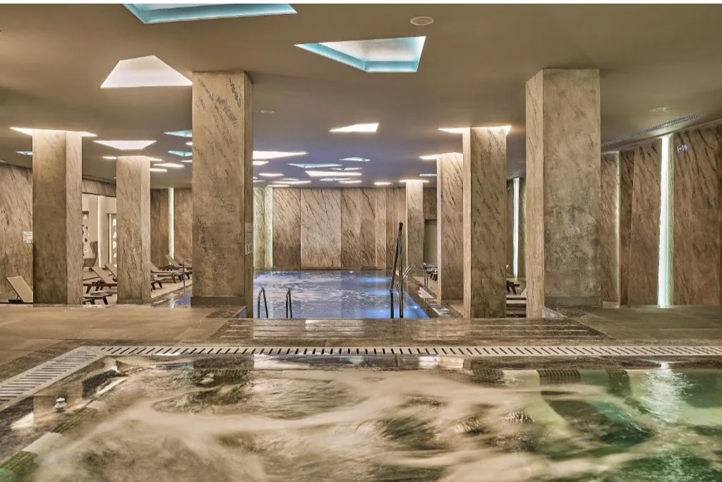 Mayia Exclusive Resort & Spa - Adults Only binnen zwembad