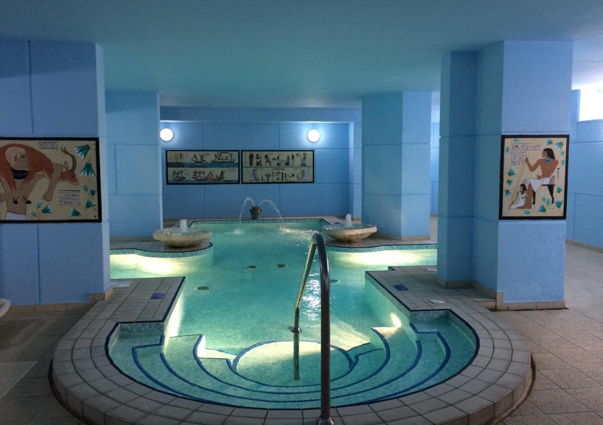 Topaz Hotel