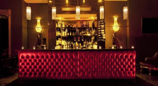 Bar hotel Harcourt in Dublin