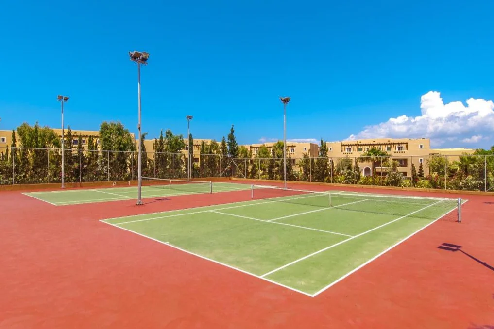 Horizon Beach Resort tennisbaan 