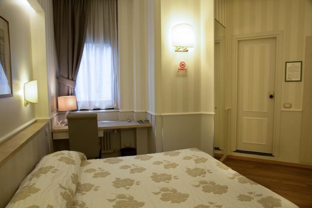 Hotel Flora