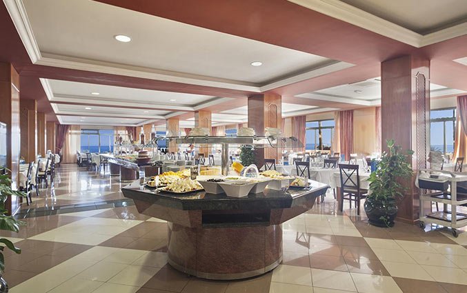 Hotel Triton