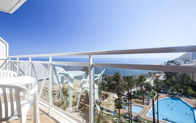 Hotel Triton