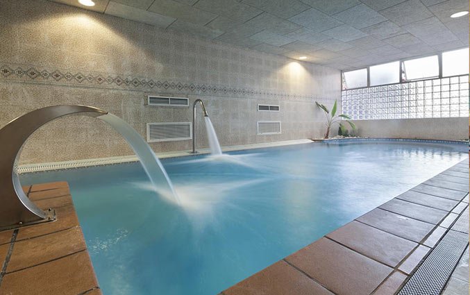 Hotel Triton