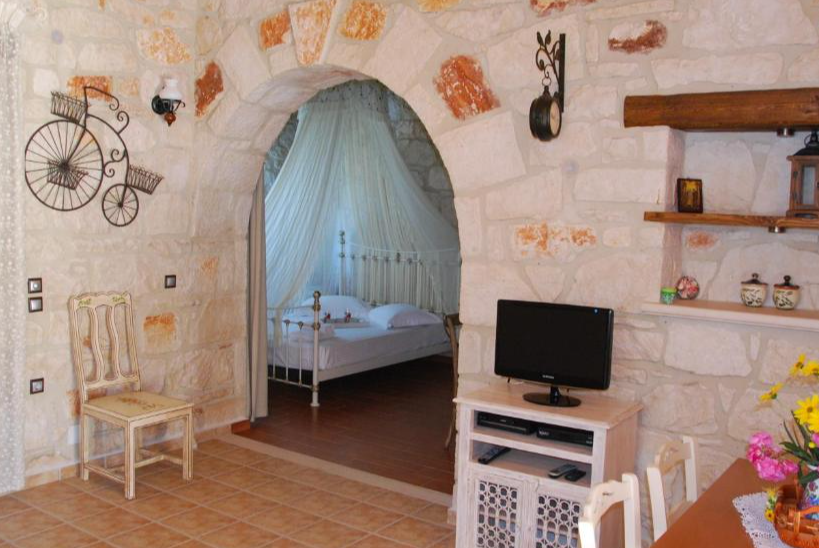Kavos Psarou Villas