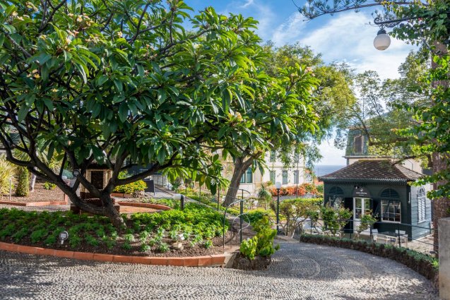 Entree van Hotel ARTS in Conde Carvahal op Madeira