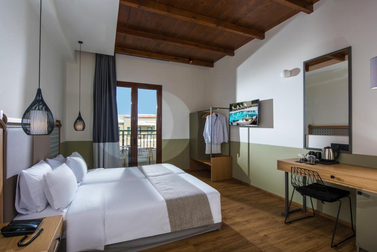 Petousis Hotel and Suites