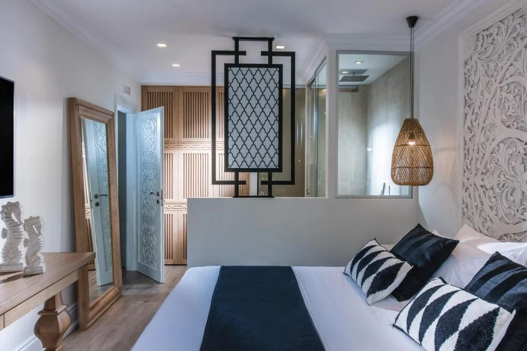 Danaides Apartments