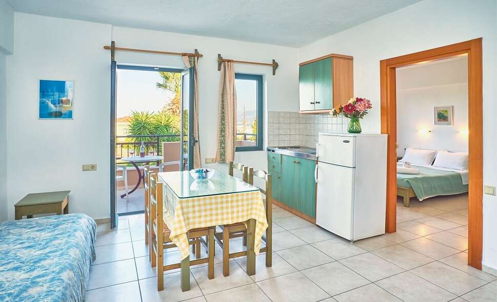 Dionysos Apartments and Studios