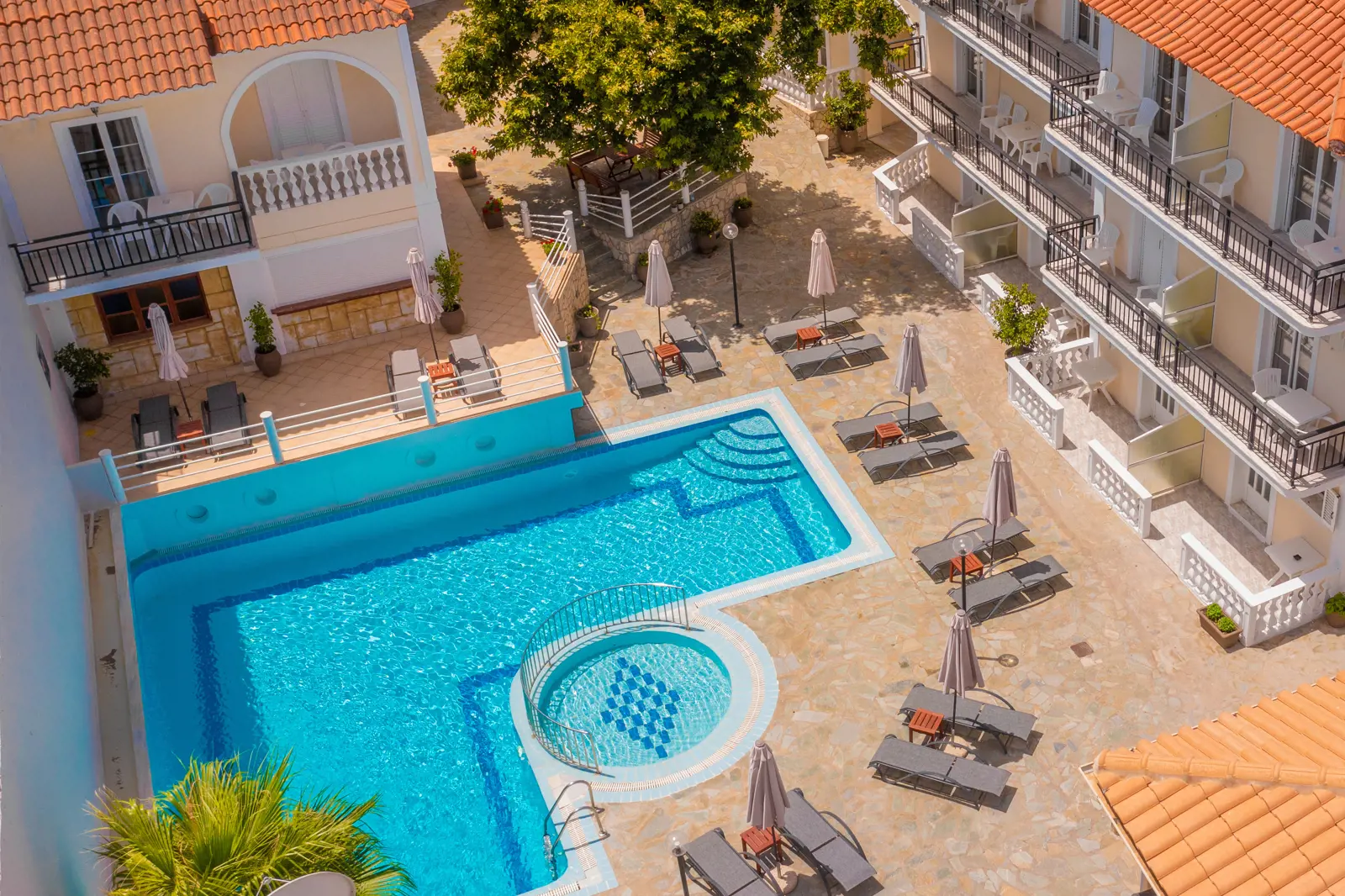 Dimitra Aparthotel