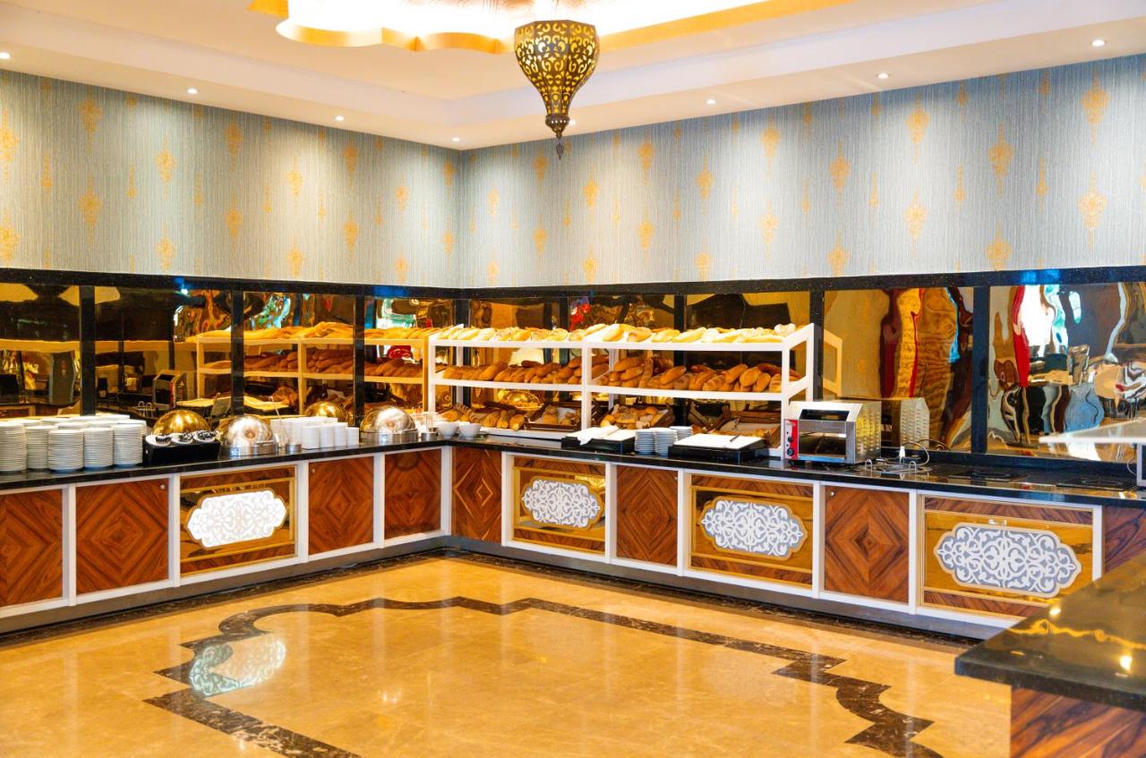 Oz Hotels Sui