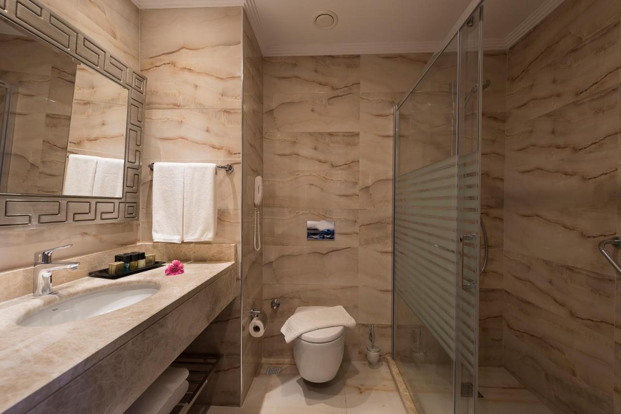 Oz Hotels Sui
