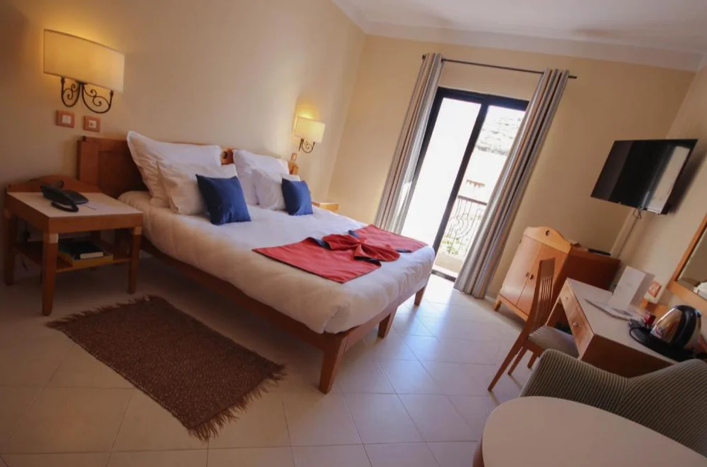 Calypso Hotel