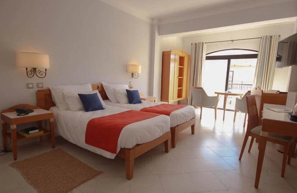 Calypso Hotel