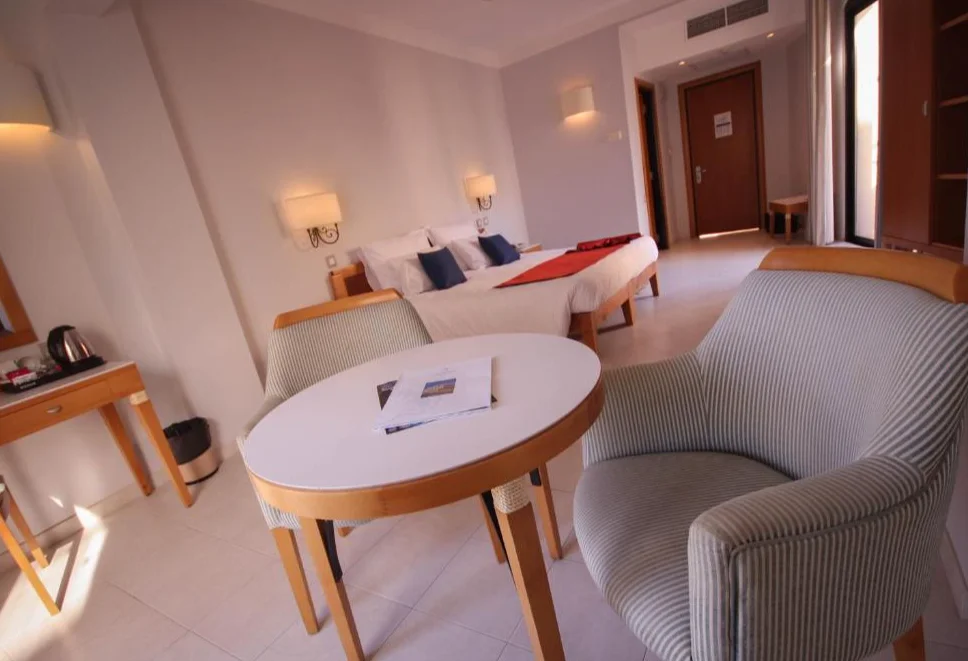 Calypso Hotel