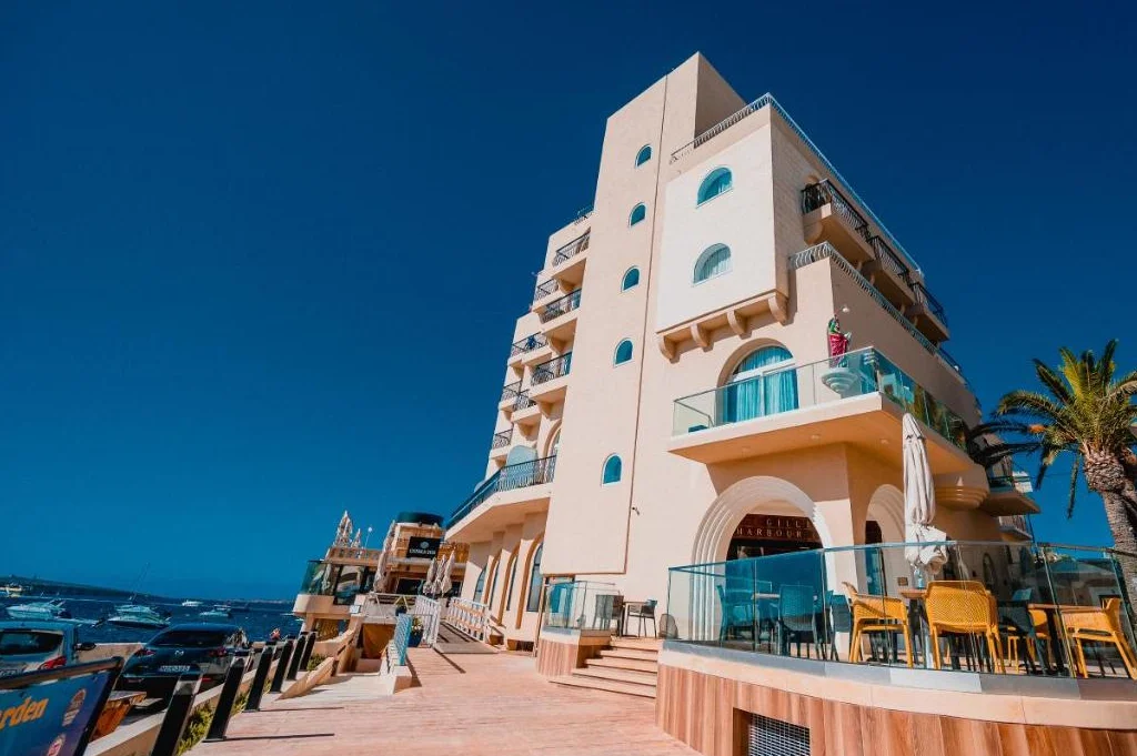 Gillieru Hotel