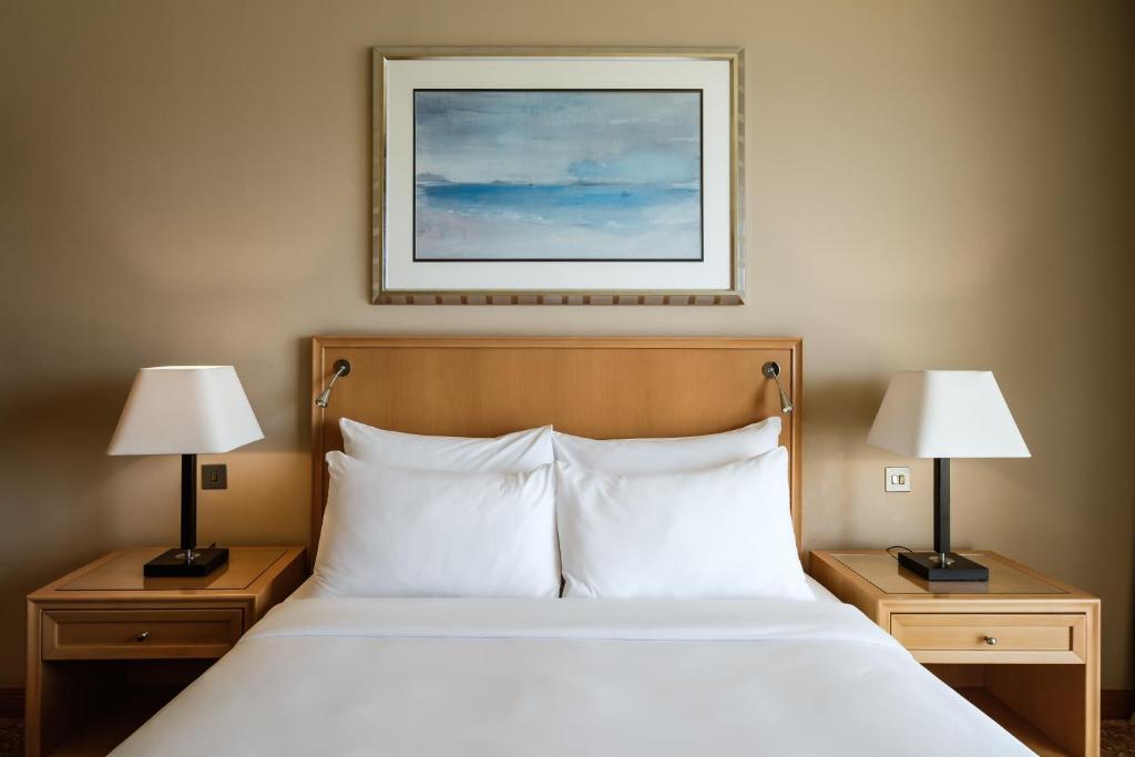 Radisson Blu Golden Sands Resort