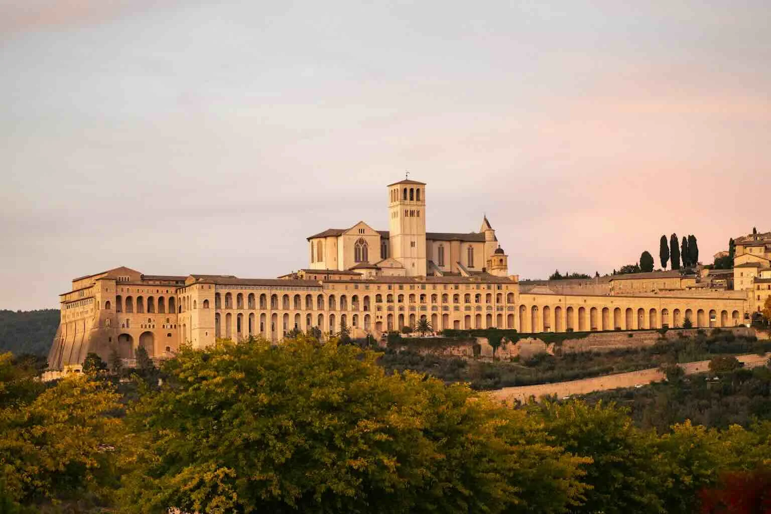 sunset castle umbrie