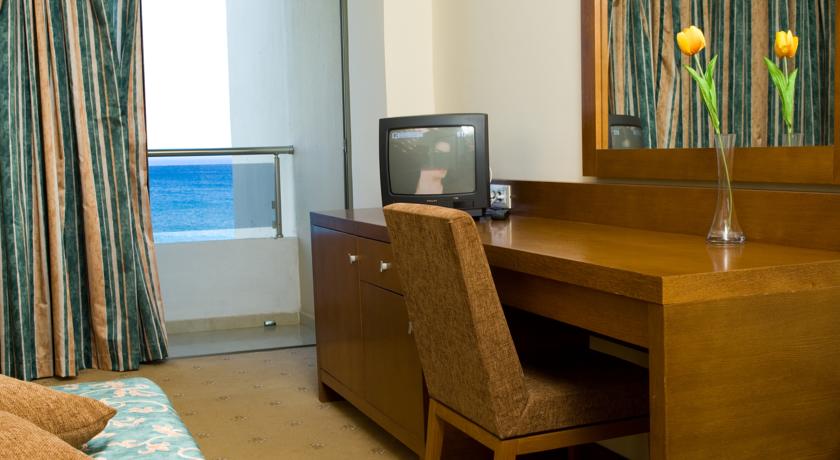 Hotel Lutania Beach