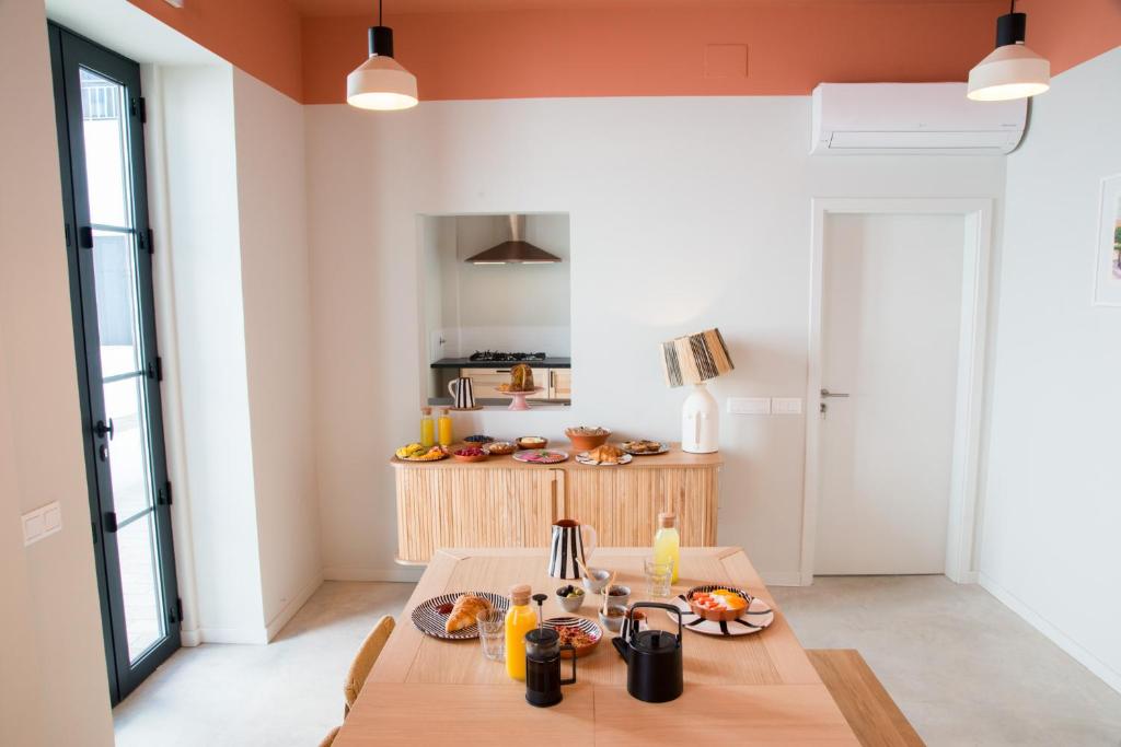 Casa Rosa Villa - eetkamer met ontbijt