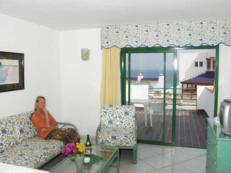 Aparthotel Esquinzo Y Monte Del Mar