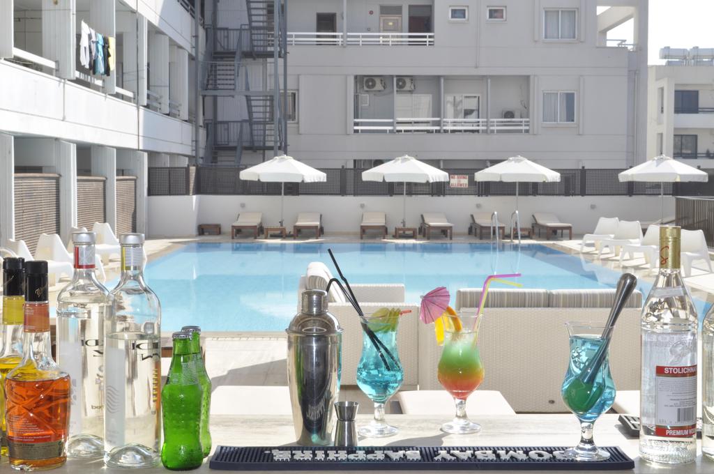 Hotel Sun Hall