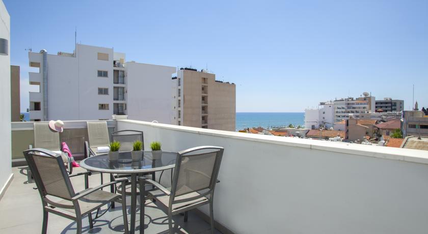 Dakterras bij hotel Amorgos Boutique