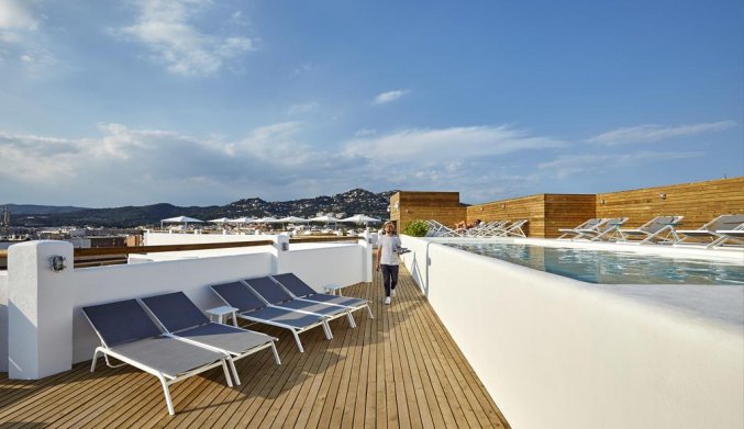 Terras van Hotel Delamar in Lloret de Mar