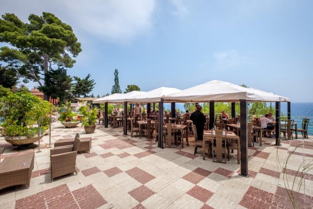 Terras van hotel Cap Roig in Platja d'Aro