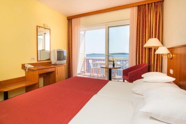 Tweepersoonskamer van Hotel Zora in Dalmatië